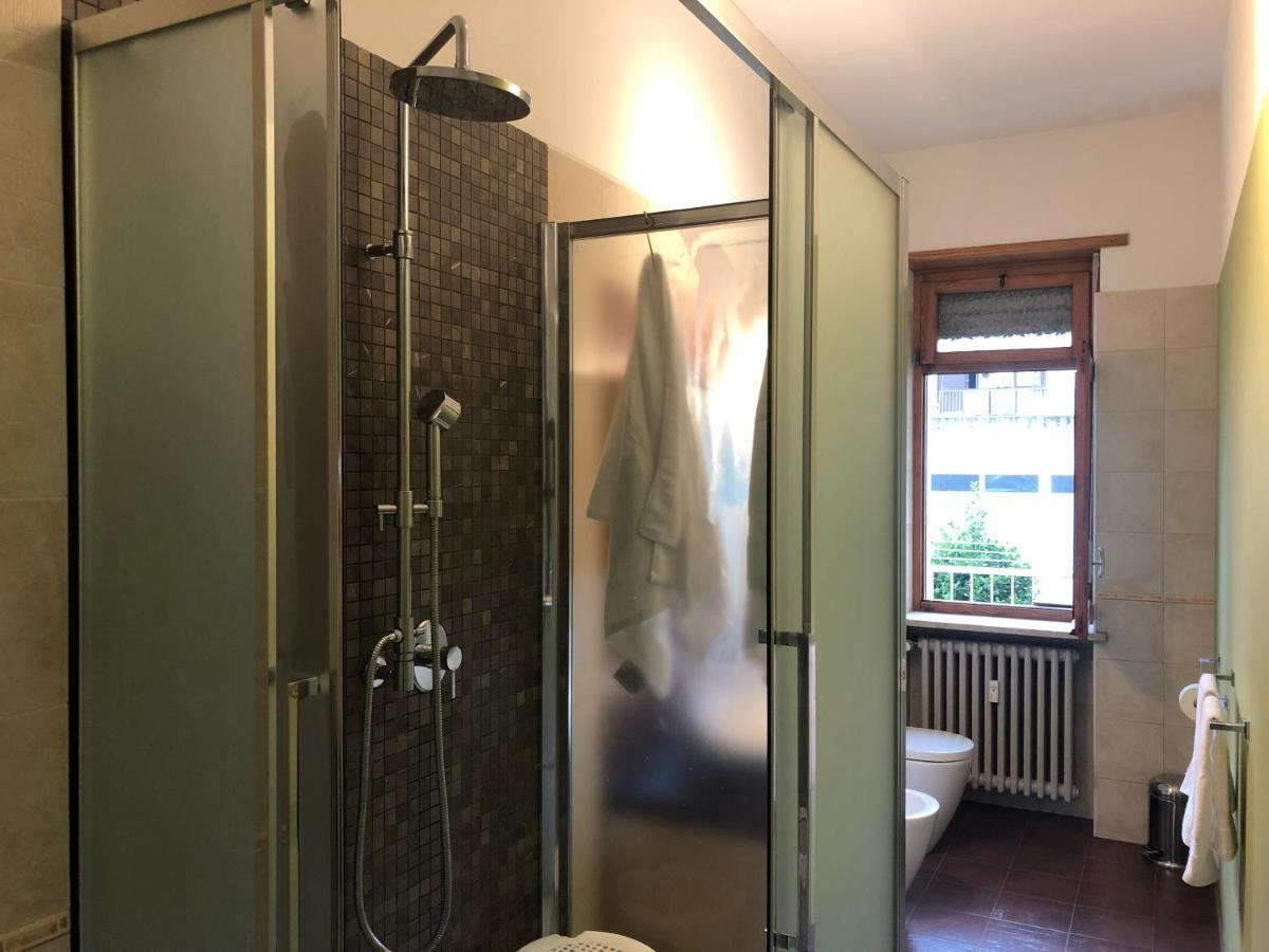 Casa Toret: Bilocale Luminoso E Moderno, Ben Attrezzata Torino Kültér fotó